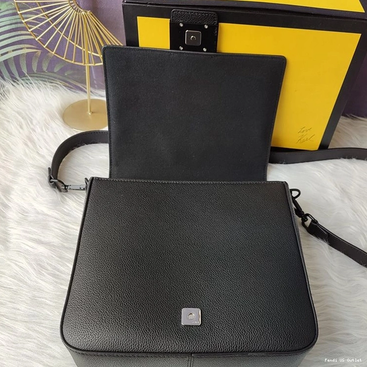 Cheap HOT In Romano Fendi Baguette Black Cuoio Leather Medium Messenger 0718